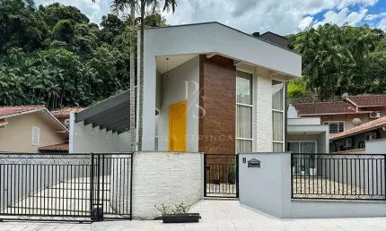 Casa com 3 quartos à venda na Rua Tereza Marlli Floriano, Czerniewicz, Jaraguá do Sul