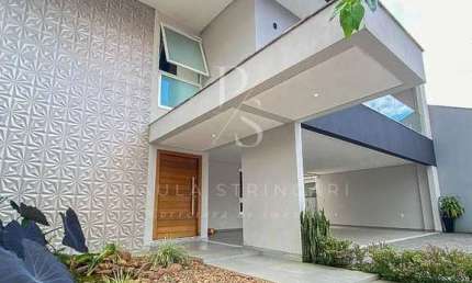 Luxo e Exclusividade: Residência Imponente com 5 Suítes na Vila Nova, Jaraguá do Sul