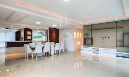Apartamento com 4 quartos à venda na Rua Piçarras, Centro, Jaraguá do Sul