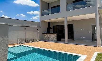 Casa 4 dormitórios com piscina em Condomínio Indaiatuba
