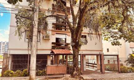 Apartamento reformado e mobiliado no Passo da Areia - pronto para morar!