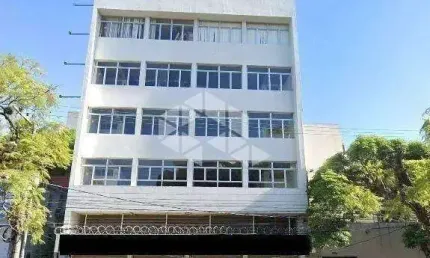 Prédio comercial  de 5 andares na Avenida Protásio Alves