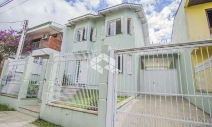 Casa com 4 quartos à venda na Parque dos Nativos, 383, Vila Ipiranga, Porto Alegre