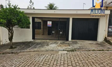 Casa com 3 quartos à venda na Rua Pelé, --, Vila Romão, Salto por R$ 480.000