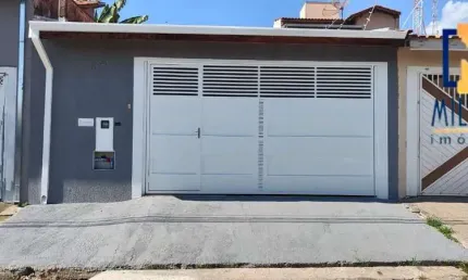 Casa com 3 quartos à venda na Rua Portugal, --, Jardim Celani, Salto por R$ 550.000