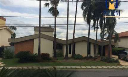Casa em condomínio fechado com 3 quartos à venda na RUA BERILO, --, Condomínio Fechado Hermenegildo Milioni, Salto por R$ 1.800.000