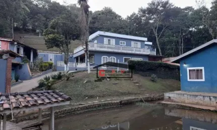Chácara com 3 dormitórios à venda, 2500 m² por R$ 1.060.000,00 - Vila Dirce - São José dos Campos/SP
