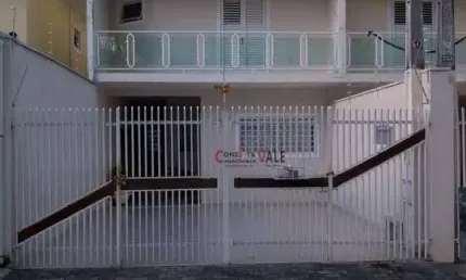 Sobrado com 3 dormitórios à venda, 196 m² por R$ 780.000 - Jardim América - São José dos Campos/SP