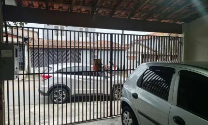 Casa com 3 dormitórios à venda, 95 m² por R$ 250.000,00 - Vila Tesouro - São José dos Campos/SP