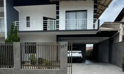 Casa com 4 quartos à venda no Floresta, Joinville 