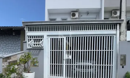Casa com 2 quartos à venda no Iririú, Joinville 
