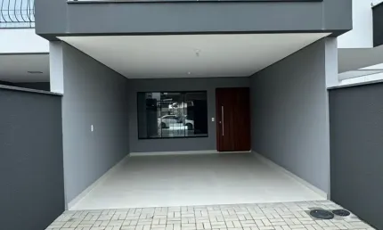 Casa com 3 quartos à venda no Bom Retiro, Joinville 