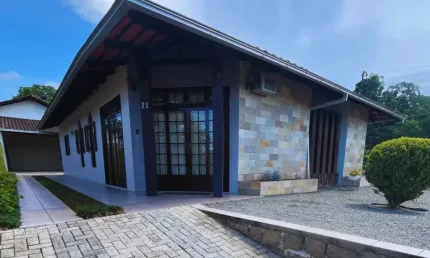 Casa com 2 quartos à venda no Glória, Joinville 