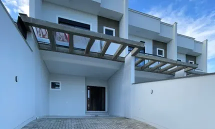 Casa com 3 quartos à venda no Bom Retiro, Joinville 