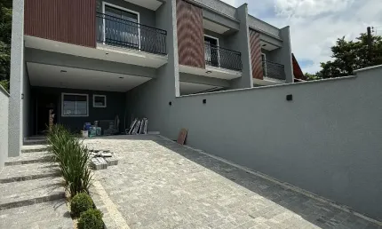 Casa com 3 quartos à venda no São Marcos, Joinville 