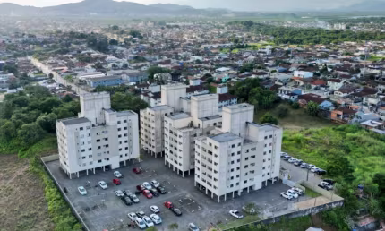 Apartamento com 2 quartos para alugar no Jarivatuba, Joinville 
