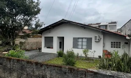 Casa com 2 quartos à venda no Paranaguamirim, Joinville 