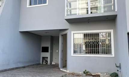 Casa com 3 quartos à venda no Floresta, Joinville 
