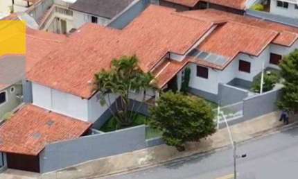 Sobrado com 4 dormitórios à venda, 340 m² por R$ 1.290.000,00 - Jardim América - Bragança Paulista/SP