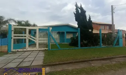 Linda Casa com Piscina - Próxima ao Parque das Corujas