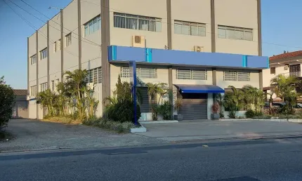 Prédio comercial para venda em joinville, itaum, 4 banheiros