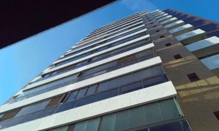 Armação VENDO I 2/4, sendo 2 suítes I 70 m I 2 vagas cobertas
