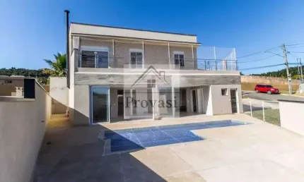 Valville I - Venda-Casa Valville 1-  m² -390 mts 03 quartos por R$ 2075.000,00