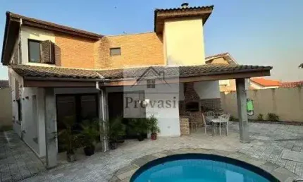 Alphaville Residencial 11 (Santana de Parnaíba) - Casa de Condomínio com 4 Quartos e 5 banheiros à Venda, 310 m²