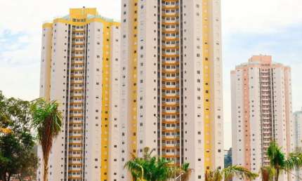 Vendo apartamento reformado- 2 dormitórios 82m². Faltando 53 parcelas para quitar o apto.
