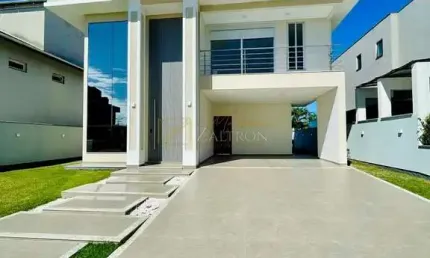 Casa Alto Padão em condominio fechado Bairro Rio Vermelho Florianópolis