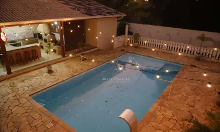 Casa com 3 dormitórios à venda, 311 m² por R$ 1.400.000,00 - Condomínio Village Araçoiaba - Araçoiaba da Serra/SP