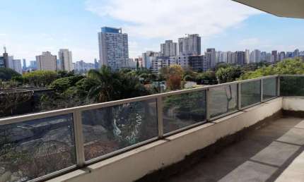 Apartamento para venda ou locação, 4 dormitórios, 4 vagas no Campo Belo