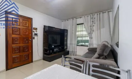 Casa a Venda, 3 dorms, 2 vagas na Vila Santa Catarina