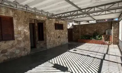 Casa para locação em barueri, jardim tupanci, 5 dormitórios, 1 suíte, 3 banheiros, 6 vagas