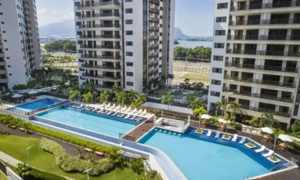 Apartamento de 4 suítes + dependência completa no ilha pura
