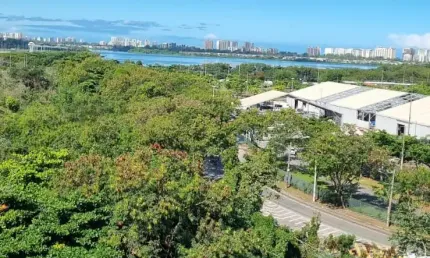 Alugo apartamento 3 quartos andar alto vista indevassavel