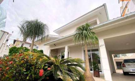 Casa com 3 dormitórios à venda, 372 m² por R$ 2.698.000,00 - Barreiros - São José/SC