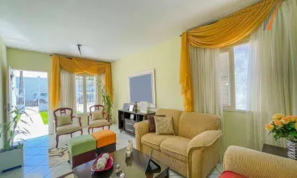 Casa com 5 dormitórios à venda, 260 m² por R$ 899.000,00 - Barreiros - São José/SC