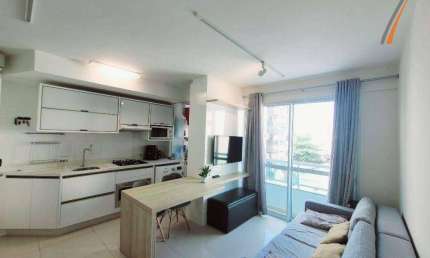 Apartamento com 2 dormitórios à venda, 57 m² por R$ 780.000,00 - Coqueiros - Florianópolis/SC