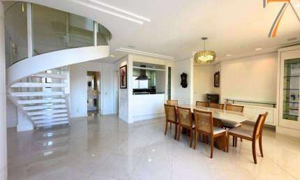 Cobertura com 4 dormitórios à venda, 239 m² por R$ 3.600.000,00 - Centro - Florianópolis/SC