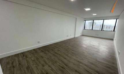 Sala para alugar, 37 m² por R$ 2.924,00/mês - Estreito - Florianópolis/SC