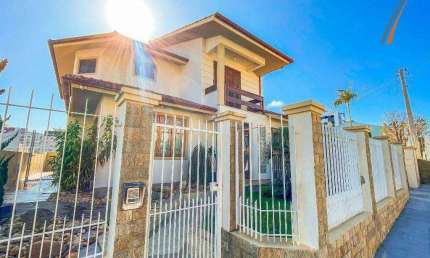 Casa com 4 dormitórios à venda, 255 m² por R$ 2.200.000,00 - Capoeiras - Florianópolis/SC