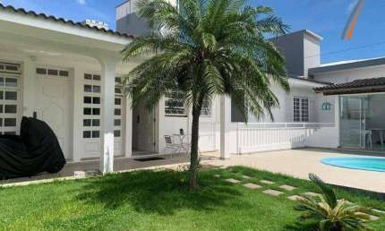 Casa com 4 dormitórios para alugar, 170 m² por R$ 10.000,00/mês - Coqueiros - Florianópolis/SC