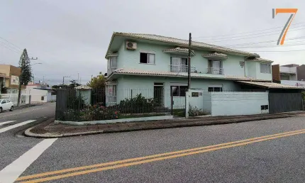 Casa com 6 dormitórios à venda, 351 m² por r$ 1.499.000,00 - balneário - florianópolis/sc