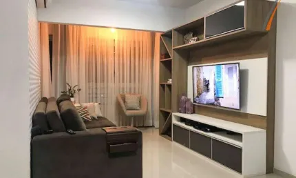 Apartamento com 2 dormitórios à venda, 76 m² por R$ 715.000,00 - Abraão - Florianópolis/SC