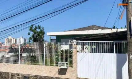 Casa com 3 dormitórios à venda, 70 m² por R$ 639.000,00 - Barreiros - São José/SC