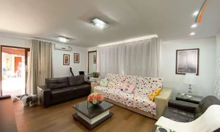 Cobertura com 3 dormitórios à venda, 198 m² por R$ 2.500.000,00 - Balneário - Florianópolis/SC