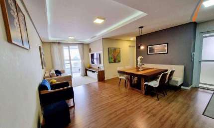 Apartamento com 2 dormitórios à venda, 88 m² por R$ 740.000,00 - Praia Comprida - São José/SC
