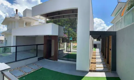 Casa com 3 dormitórios à venda, 163 m² por R$ 1.790.000,00 - Cidade Universitária Pedra Branca - Palhoça/SC