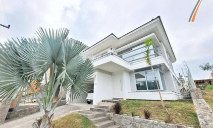Casa com 4 dormitórios à venda, 256 m² por R$ 1.900.000,00 - Cidade Universitária Pedra Branca - Palhoça/SC